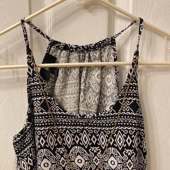 Women’s Tank with Built-in Necklace - Picture 2 of 12